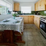 Lawns Хелмсли