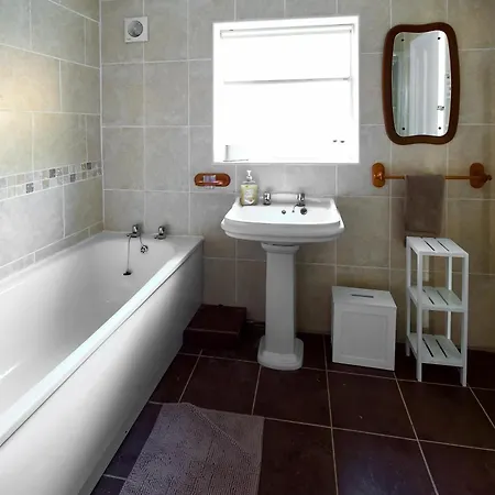 Lawns Hébergement de vacances *